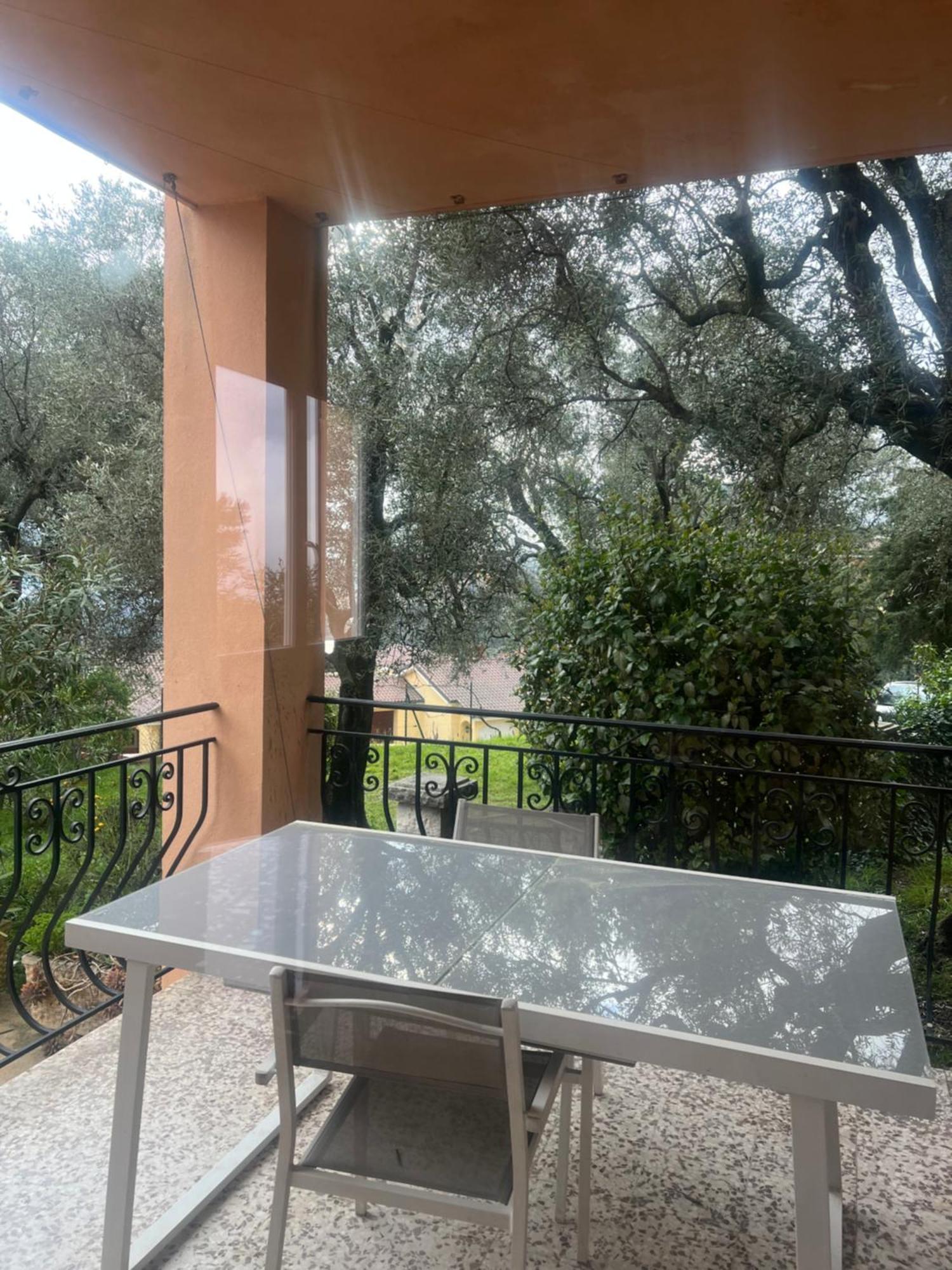 Bas De Villa Vue Mer Eze Village Eksteriør bilde